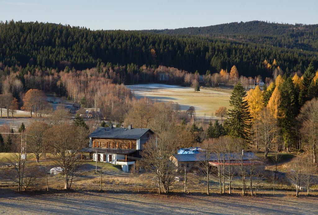 Penzion Stara Vapenka Svinna Exterior photo